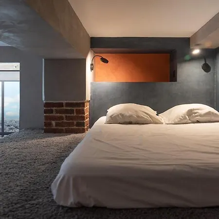 Luxury Industrial With Private Hammam At Montparnasse Apartment *