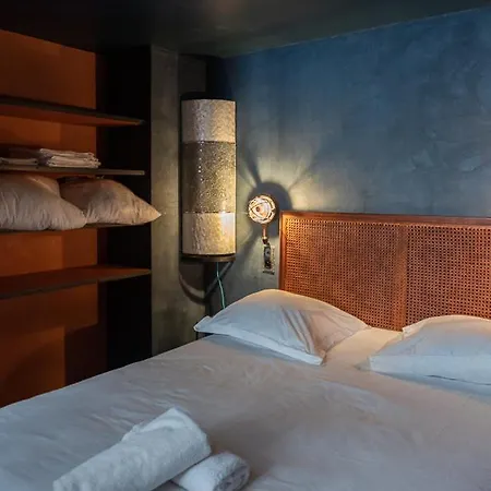 Luxury Industrial With Private Hammam At Montparnasse Apartment *