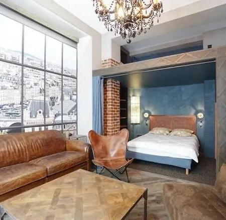 Luxury Industrial With Private Hammam At Montparnasse Paris