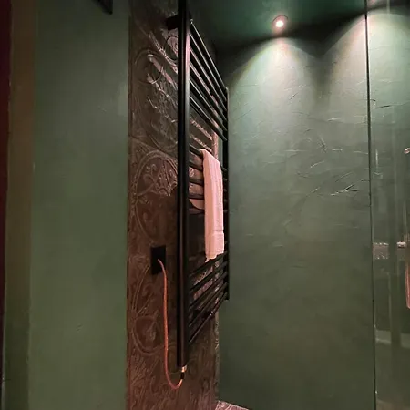Luxury Industrial With Private Hammam At Montparnasse